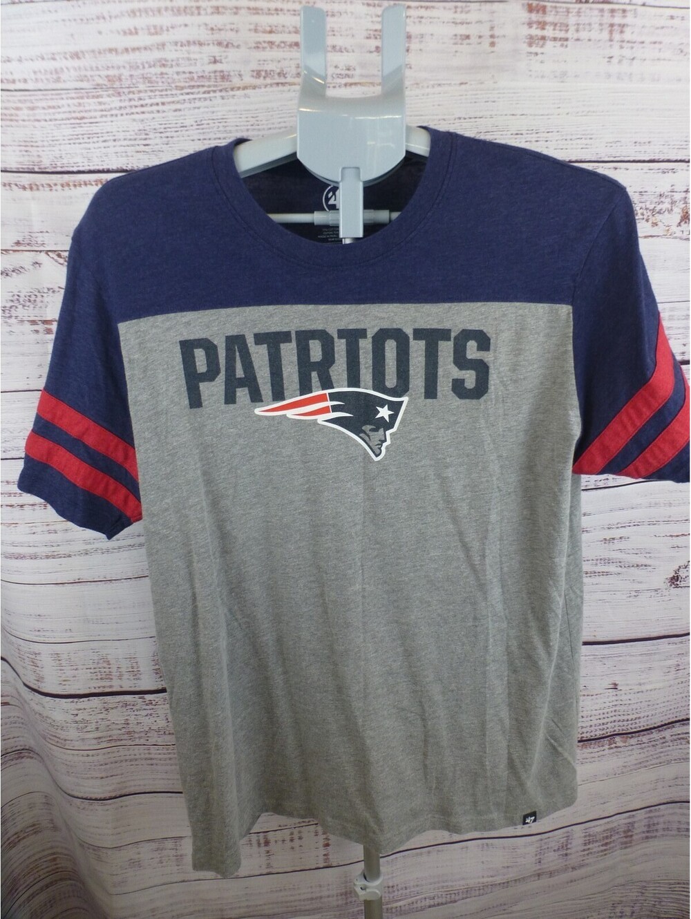 47 Brand New England Patriots NFL Men's Large L T-Shirt Navy Gray Red Striped K3